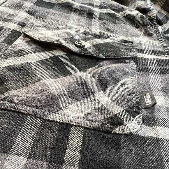 Vans flannel - Picture 3 of 4